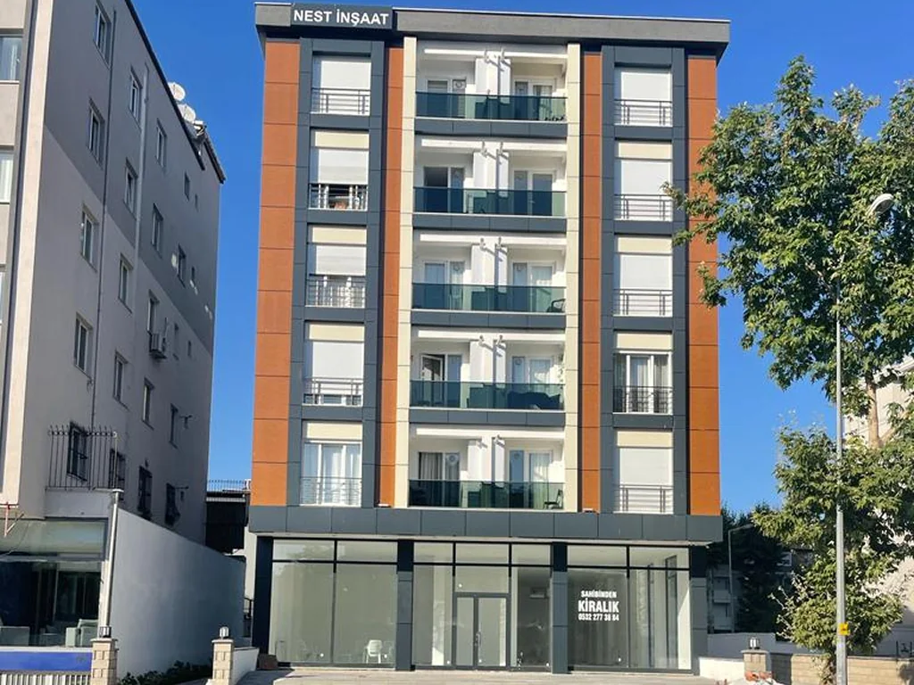 Çağdaş Apt. — Üsküdar Cd. Kartal - İstanbul